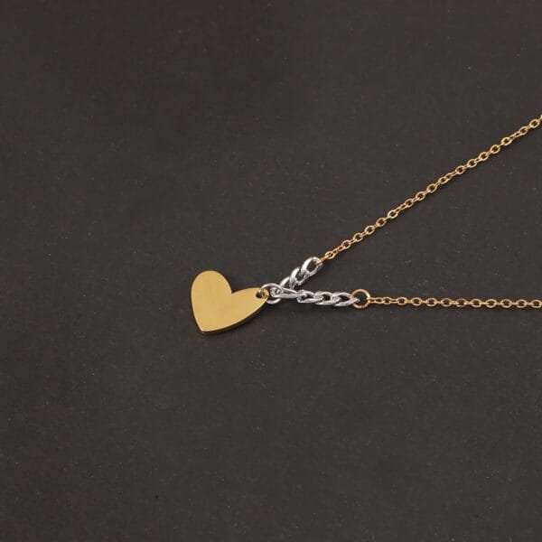 New Design Non Tarnish Stainless Steel Heart Pendant Mirror Polished Blank Stamp Engraved Logo Necklaces for Girlfriend - Image 4