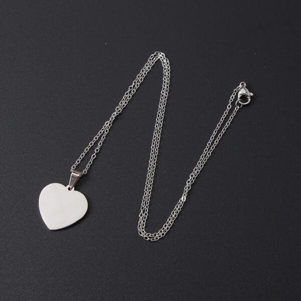 Hot Sale Elegant New 18k Gold Gold Plated Stainless Steel Engraved Blank Heart Pendant Necklace - Image 6