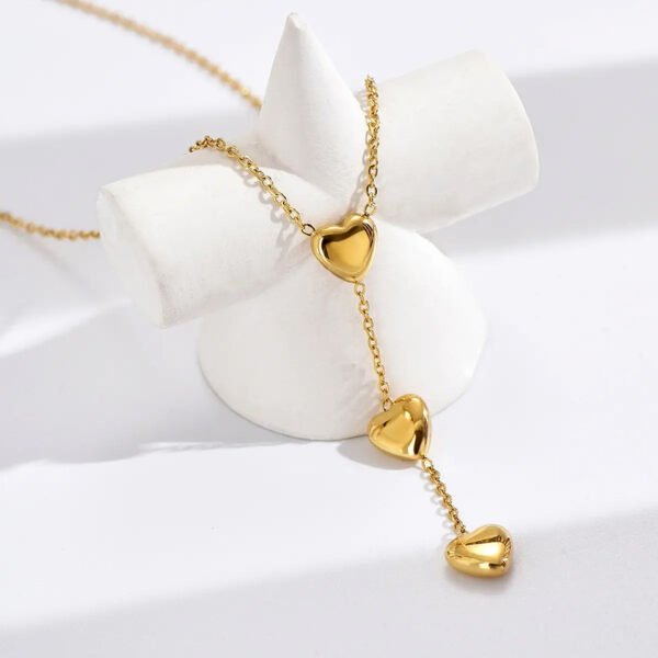 New Design Stainless Steel Heart Pendant Necklace with Gold Plated Women Fashion Long Choker Necklace