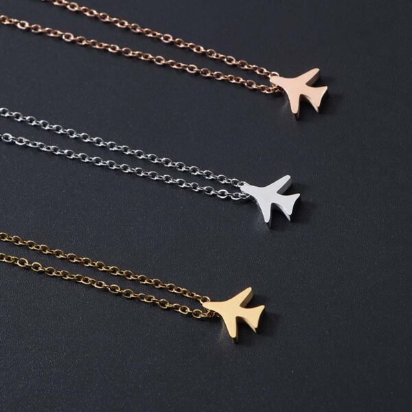 Factory Wholesales Cute Women Stainless Steel Gold Plated Small Pendant Plane Necklace for Girls - Image 4