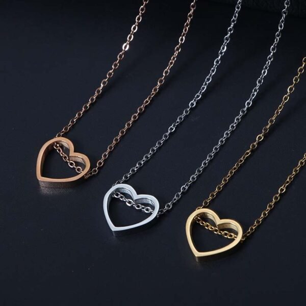 PVD Non Tarnish Stainless Steel Heart Choker Necklace Women New Choker Necklace in High Quality