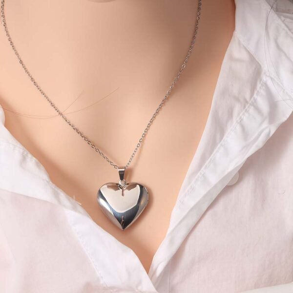 OEM Mirror Polished Stainless Steel Men Women Custom Photo Heart Locket Necklace - صورة 3