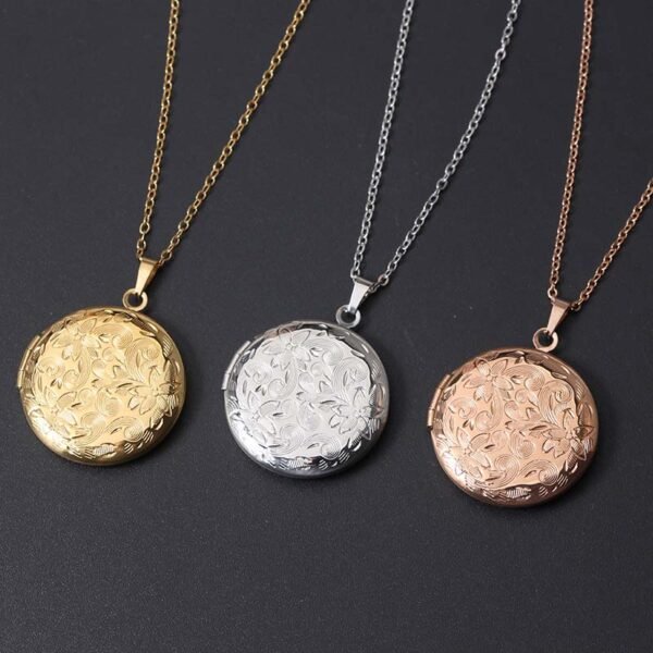 Custom Made Stainless Steel Fashion Gold Plated Minimalist Round Photo Locket Necklace