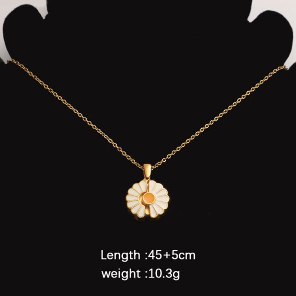 Elegant Mirror Polished Custom Stainless Steel Statement Gold Plated Personalized Flower Necklace for Women - Image 2