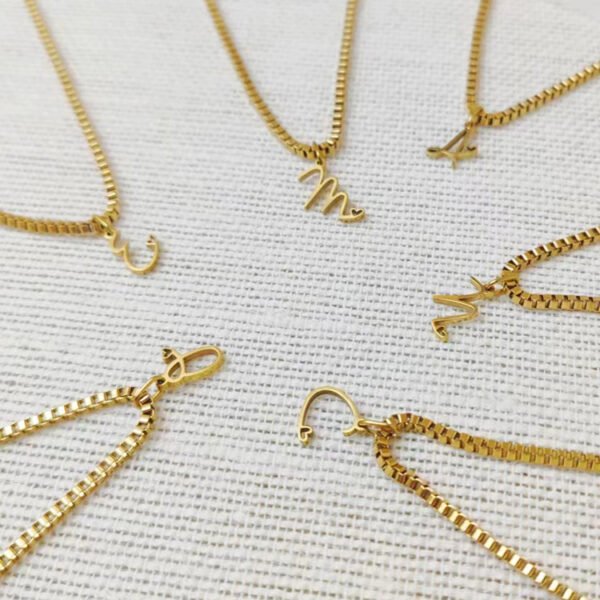 Stainless Steel Jewelry Initial Art Font Letter With Heart Necklace Personalized Gold Plated Box Chain Alphabet Name Necklace for Gift - صورة 4