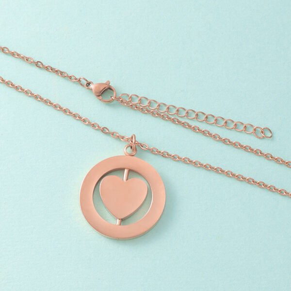 Unique Design Gold Necklace Remote Dainty Heart Stainless Steel Women Babygirl Engraved Necklace - صورة 6