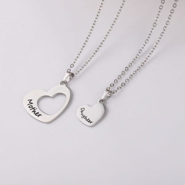 Mother Daughter's Stainless Steel Jewelry Heart Pendant Necklaces Set for Family - صورة 3