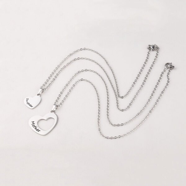 Mother Daughter's Stainless Steel Jewelry Heart Pendant Necklaces Set for Family - صورة 4