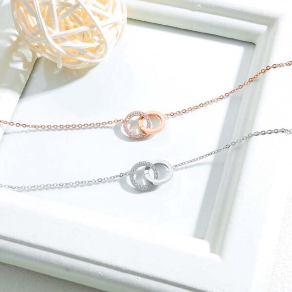 Popular Temperament Interlocking Rose Gold Plated Crystal Chain Clavicle Necklace for Women - صورة 6