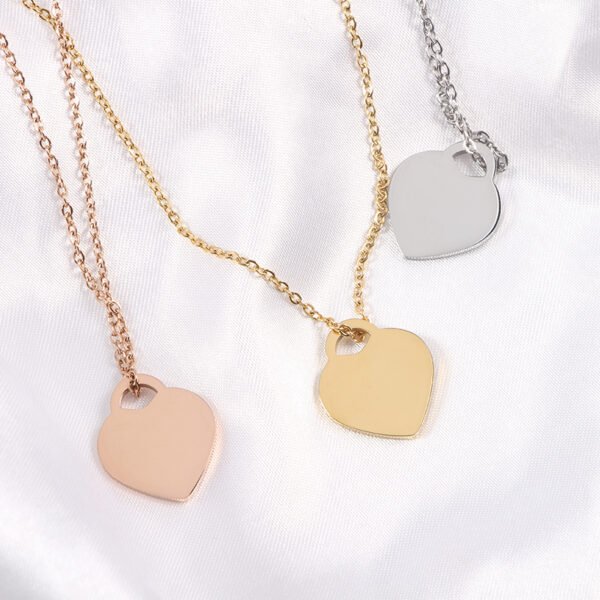 Most Popular in 2023 Personalize Stainless Steel Necklaces 18K Gold Plated Heart Pendant Chain Statement Necklaces - صورة 3