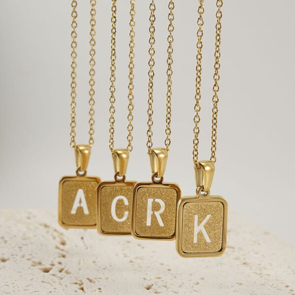 Wholesale Customization Stainless Steel 18K Gold Letter Necklace Women Custom Necklace With High Click