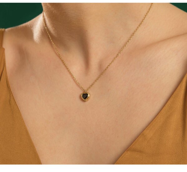 Hottest Product Red Zircon Necklace Elegant Women Stainless Steel Heart Pendant Necklace - Image 2