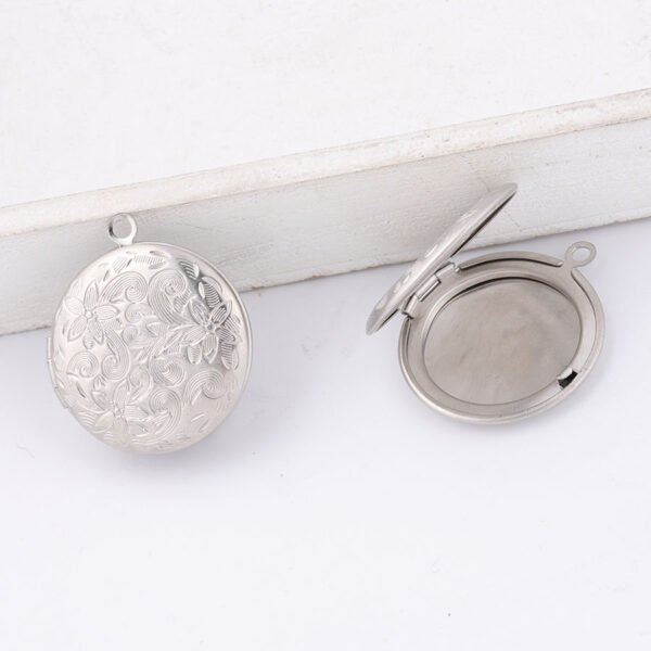 26*31mm Stainless Steel Vintage DIY Locket Pendant Jewelry Round Box Flower Pattern Photo Frame DIY Charms - Image 5