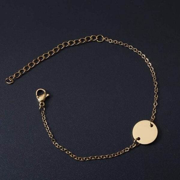 Factory Sales Gold Plated Simple Design Stainless Steel Mirror Polished Custom Logo Bracelets Round Charm