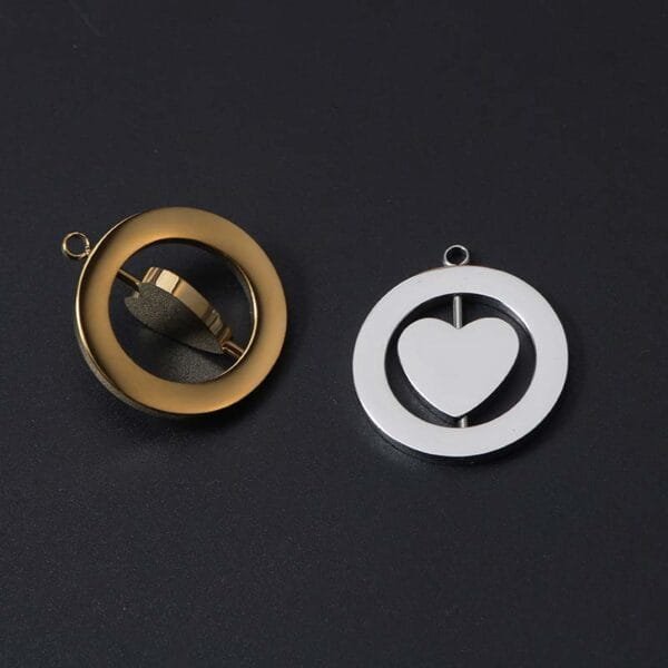 Factory New Design Stainless Steel Mirror Polished Boys Girls Retate Heart Blank Logo Custom Name Necklace Pendant