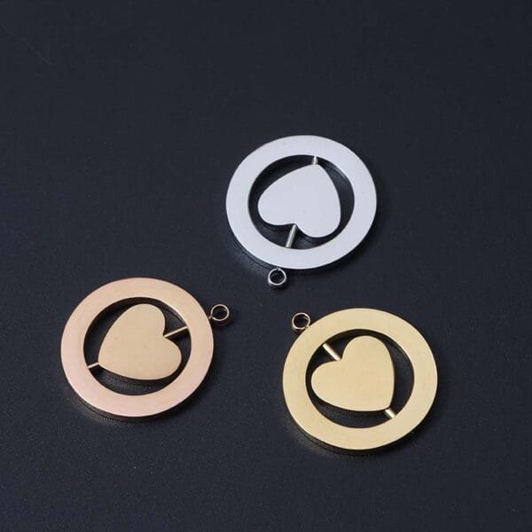 Factory New Design Stainless Steel Mirror Polished Boys Girls Retate Heart Blank Logo Custom Name Necklace Pendant - Image 3