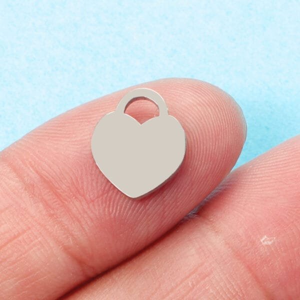 Mirror Polished Stainless Steel Custom Metal Blank Engraved Heart Pendant for Necklace - صورة 4