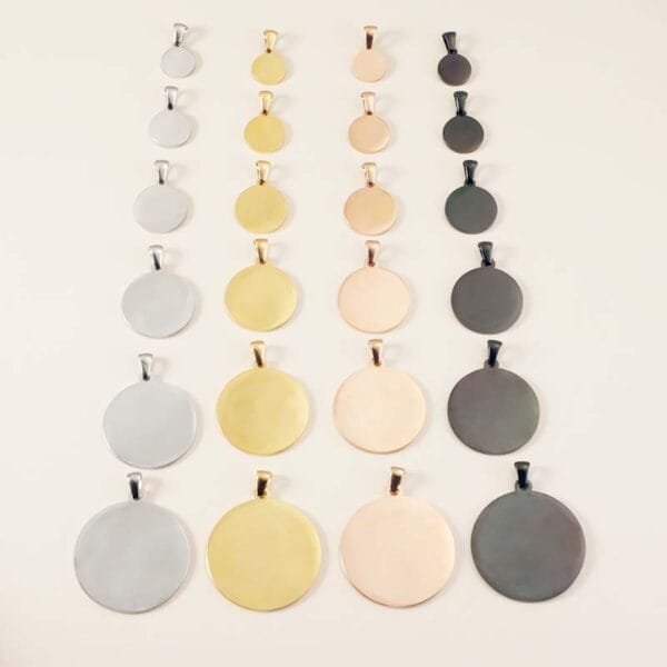 Fashion Custom Pendant Mirror Polished Stainless Steel Gold Plated Custom Logo Engraved Blank Metal Round Circles Pendants - Imagen 6