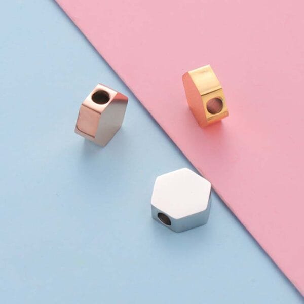 New Arrival Custom Made Stainless Steel 18K Gold Plated Rectangle Pendants With Mirror Polished Non Tarnish