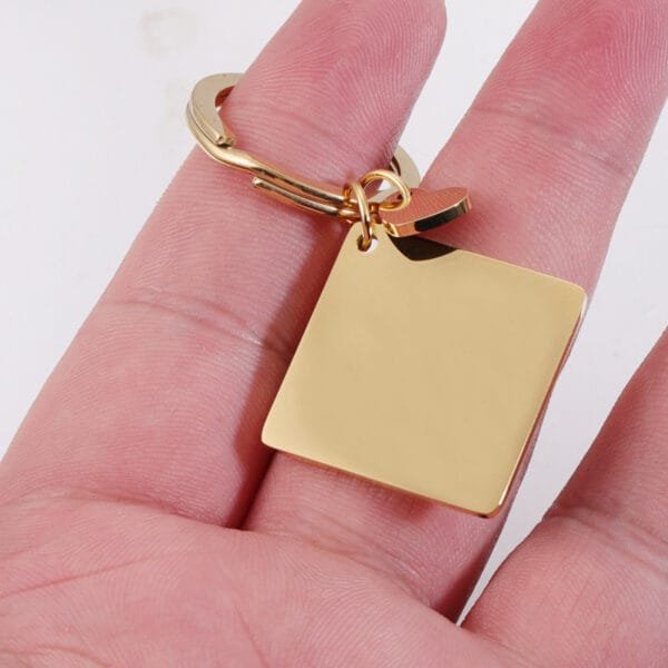 Cheap Price Mirror Polished Stainless Steel Logo Custom Name Keychains Square Heart Pendant - صورة 5