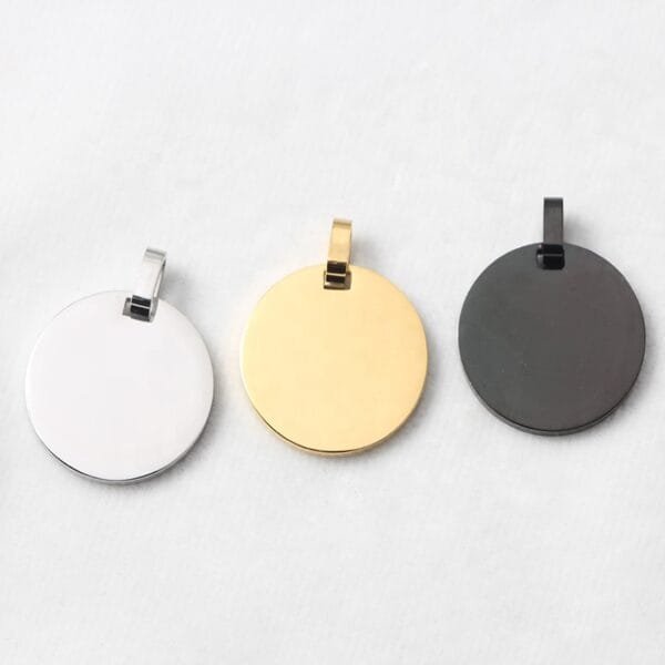 Hot Sales Custom Logo Stainless Steel 18K Gold Plated Round Circle Pendant Necklace Bracelet Charms for DIY Jewelry