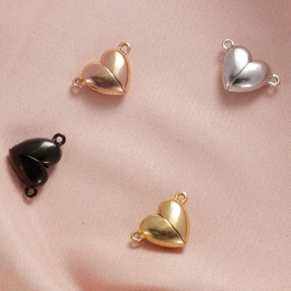 New Design DIY Stainless Steel Couple Jewelry Magnetic Broken Heart Pendant for Necklace