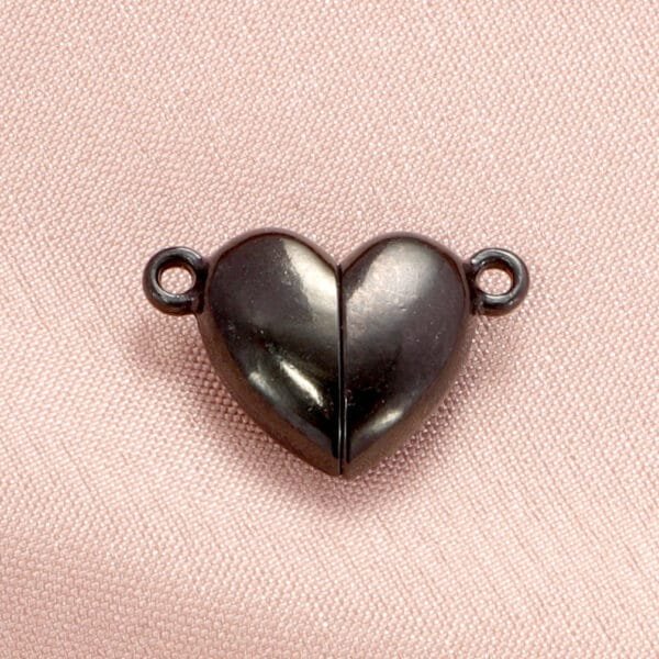 New Design DIY Stainless Steel Couple Jewelry Magnetic Broken Heart Pendant for Necklace - Image 2