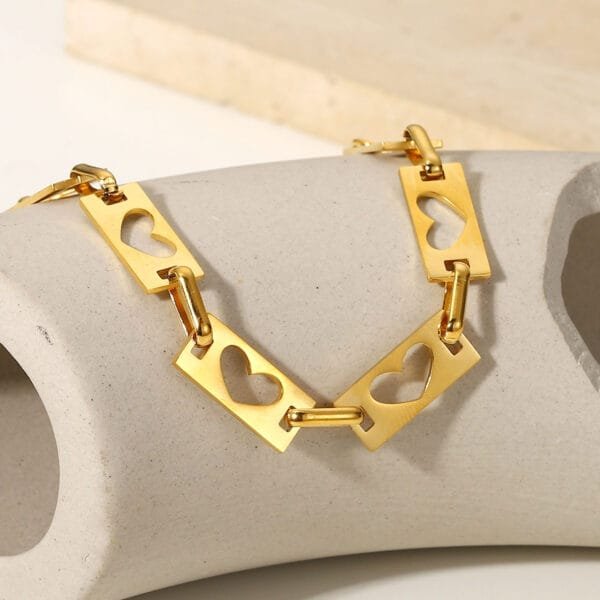 18K Gold Plated Heart Chain Bracelet Stainless Steel Hollow Heart Chain Bracelet for Women Jewelry - Imagen 6