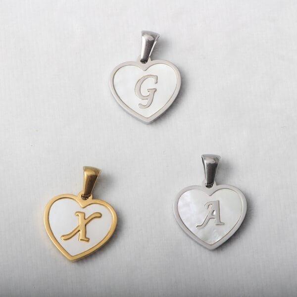 Factory Price High Polished Stainless Steel Heart Shape Shell Letter Initial Pendant for Necklace - Image 4